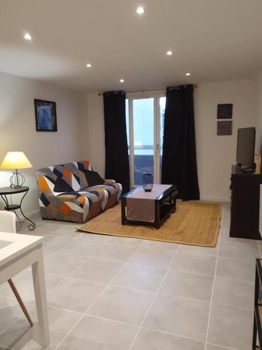 Appartement F3 Eurexpo Groupama Stadium Meyzieu Centre Extérieur photo